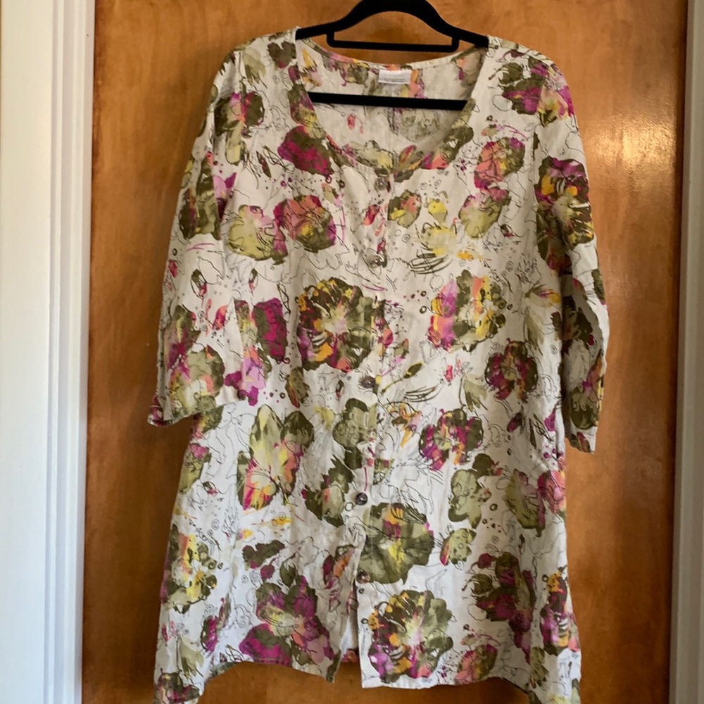 Ladies blouse, click size extra small